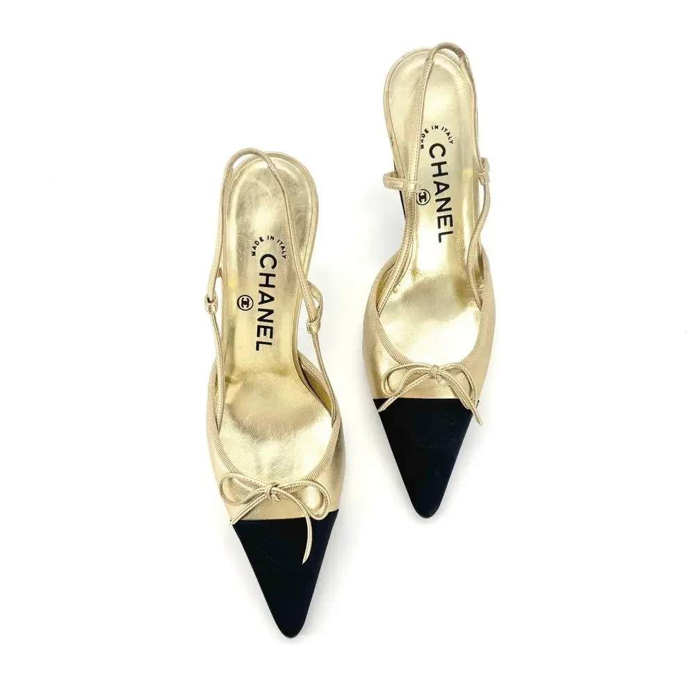 Vintage Chanel CC Logo Bow Cap Toe Slingback Pumps 37
